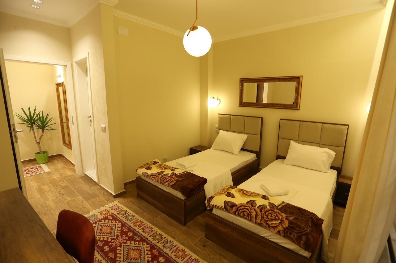 פריזרן Saray Hotel מראה חיצוני תמונה