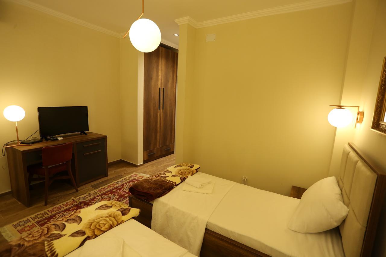 פריזרן Saray Hotel מראה חיצוני תמונה