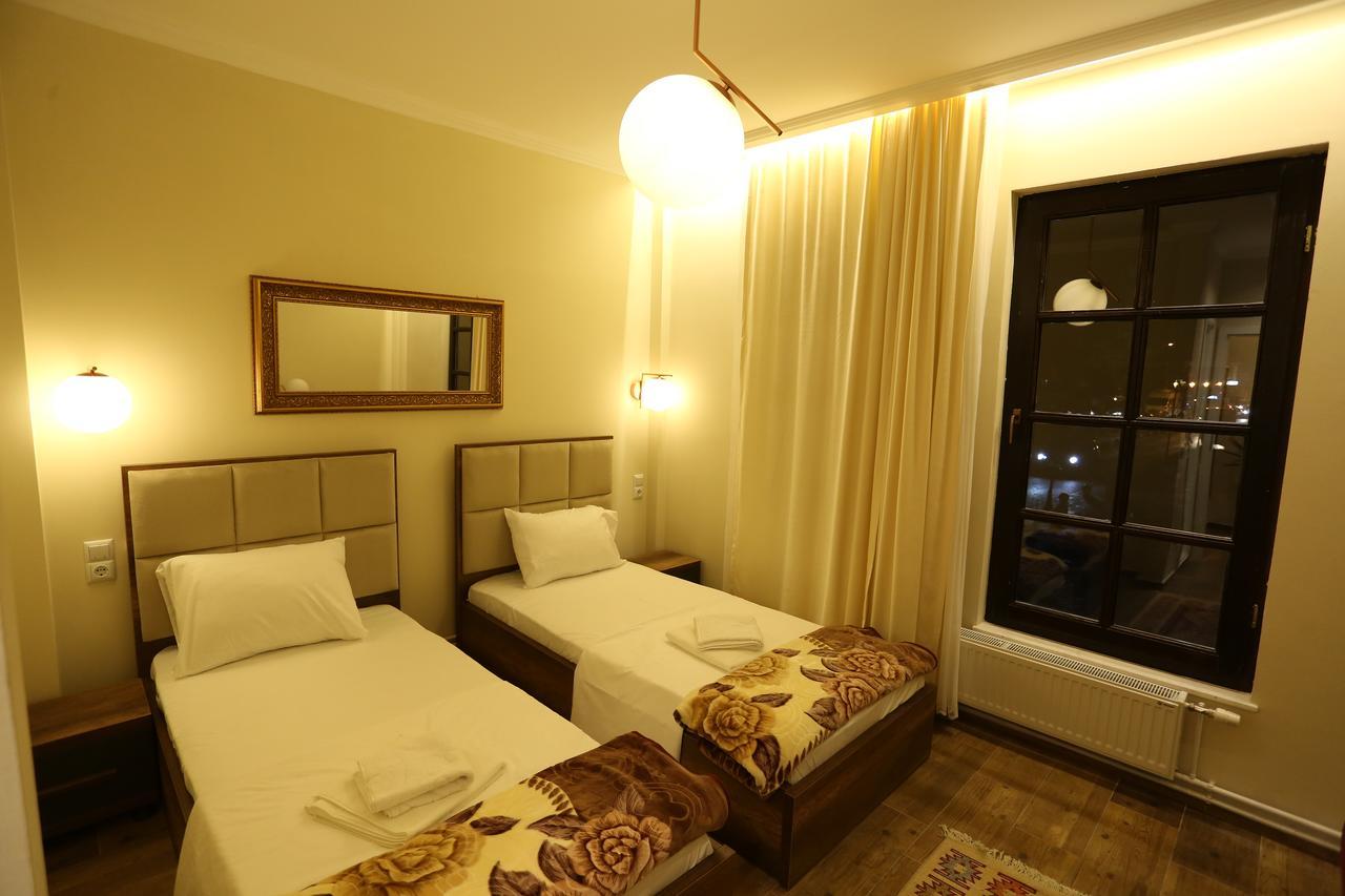 פריזרן Saray Hotel מראה חיצוני תמונה